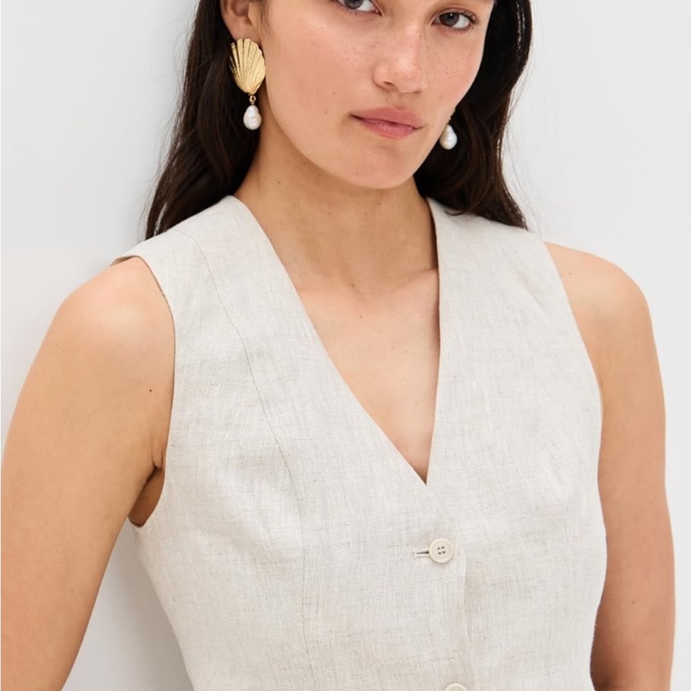 Reformation Anita Linen Button-Up Vest